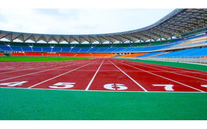 什么类型的塑胶跑道？